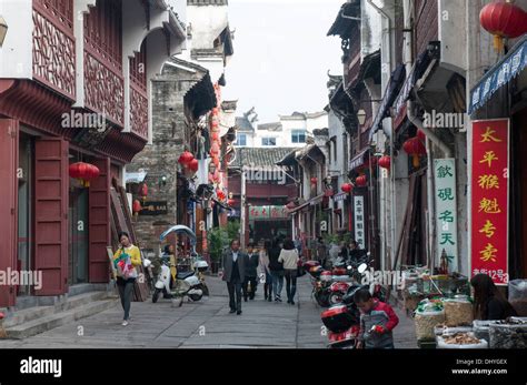 Laojie Old Street Tarihi Çıkarımıyla Sizleri Bekliyor!